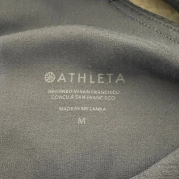 Athleta Women's Slate Blue crop bra and 7/8 tights set - Picture 6 of 6